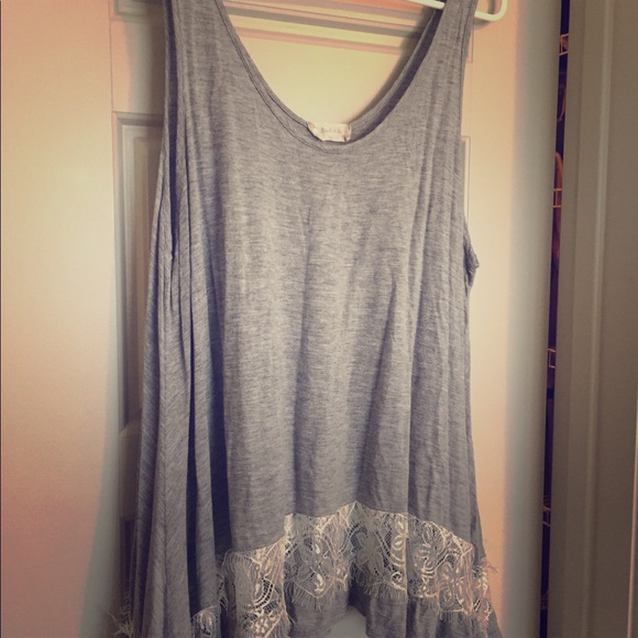 Heather Gray & Lace Cotton Top - Picture 2 of 5